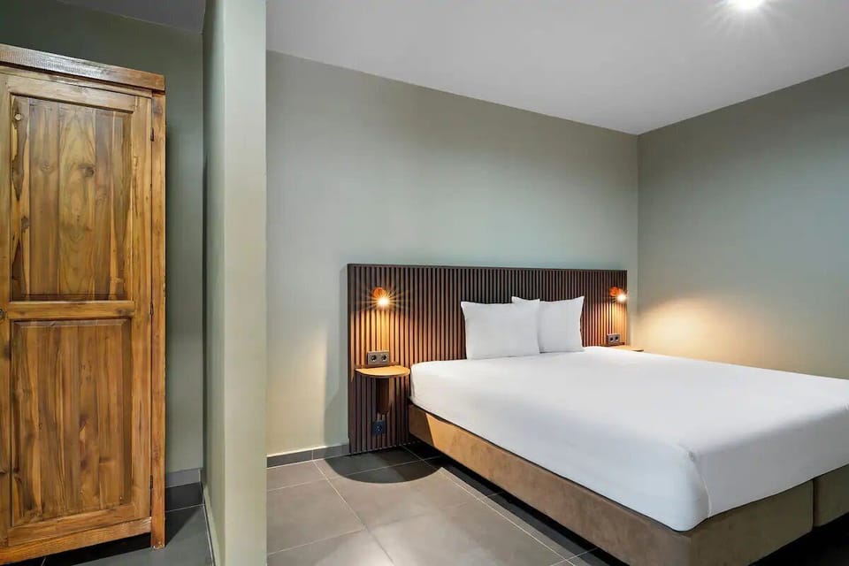 Bedroom. Interior and views may vary based on location and availability.