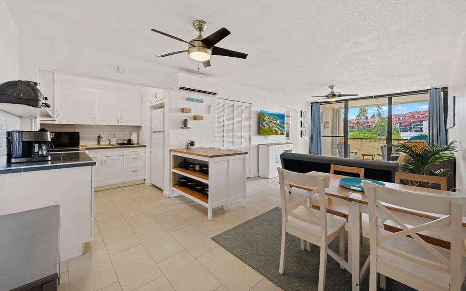 Dining area for 4, right as you enter.
