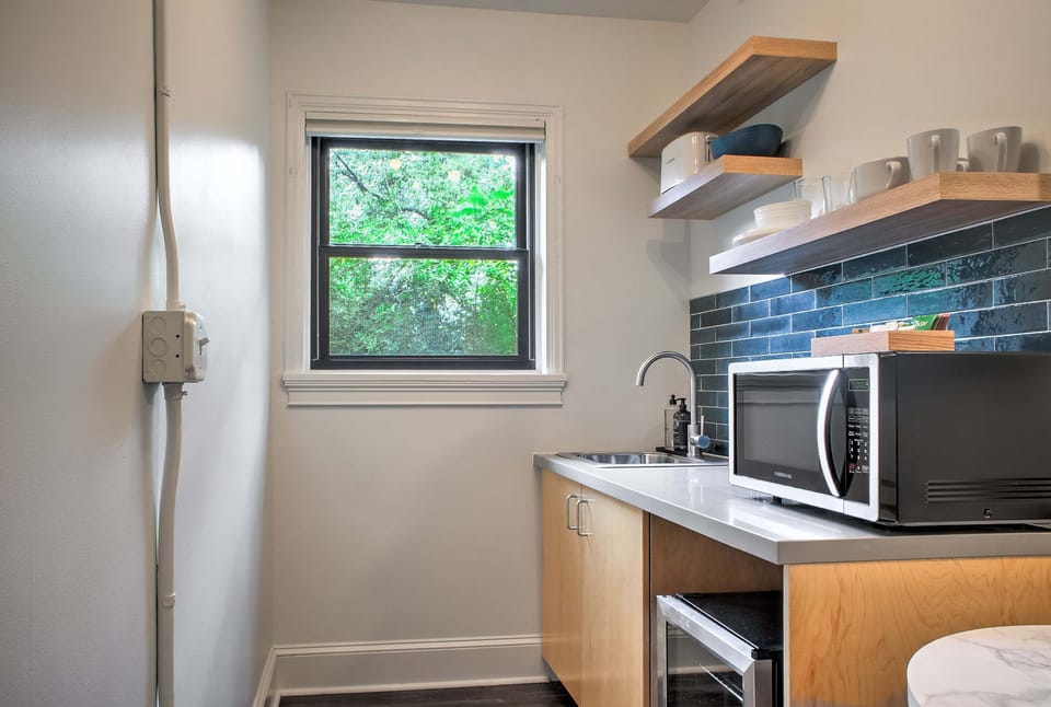 The Sabel Collection | Unit 103