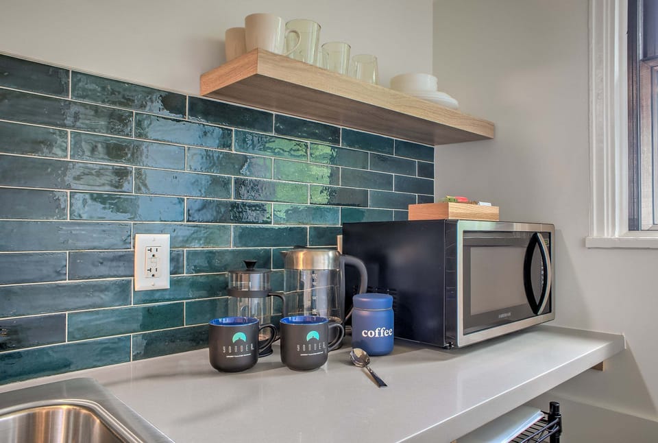 The Sabel Collection | Unit 304
