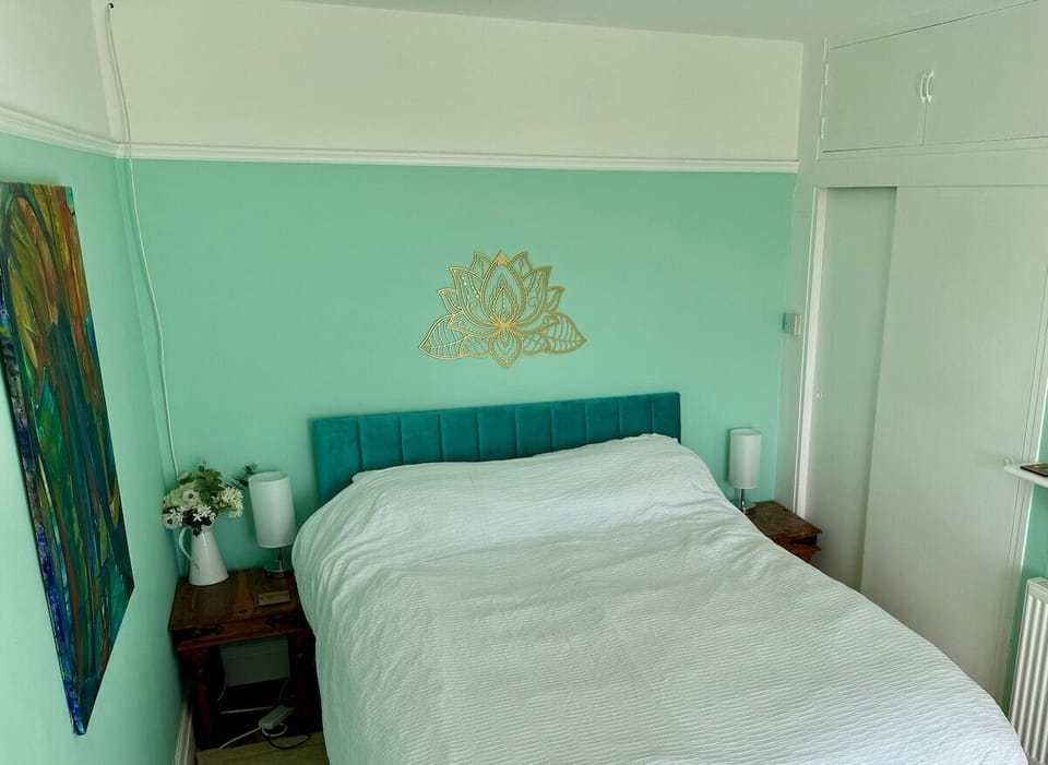 Kingsize bed 