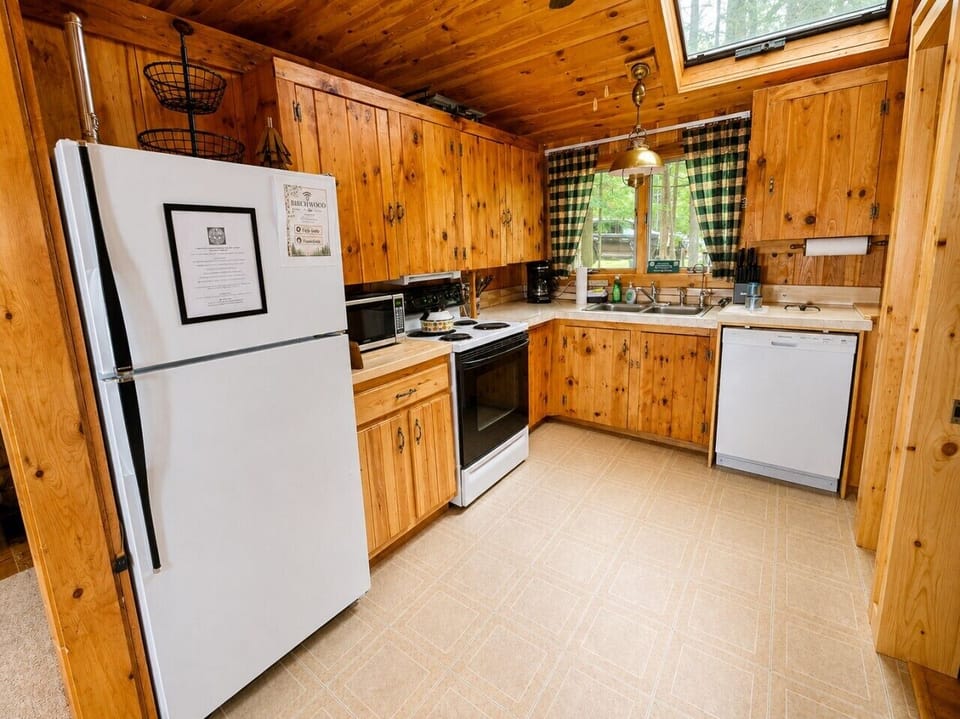 Fully stocked with dishwasher