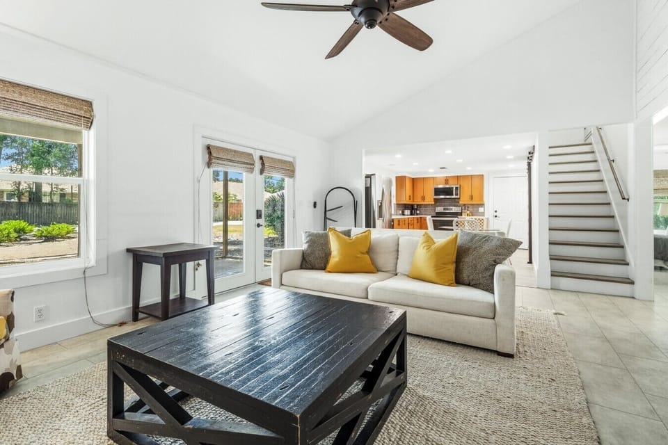 Open Living & Kitchen leading to 2nd floor Loft