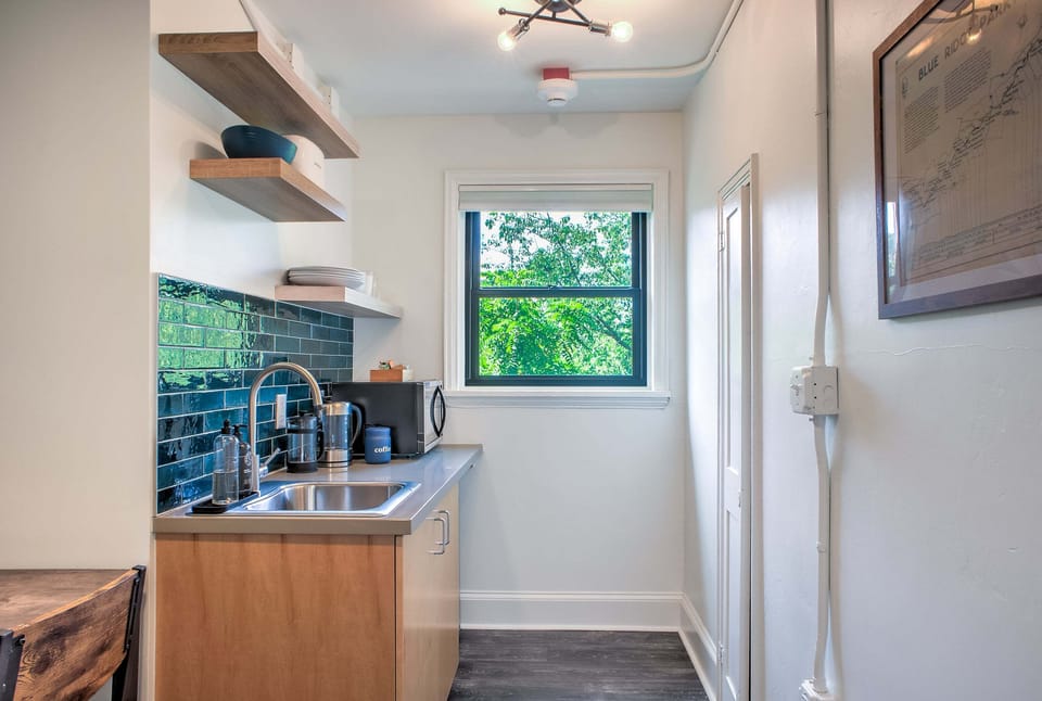The Sabel Collection | Unit 201