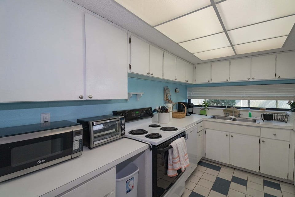 St. Augustine Rentals Kitchen