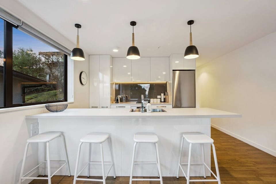 Kitchen with island bench