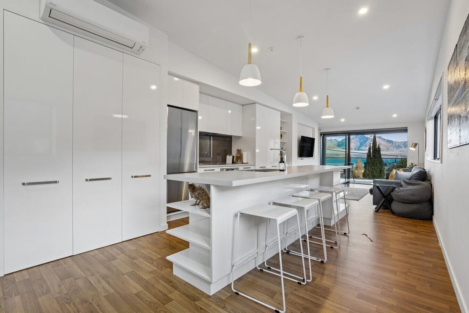 Kitchen island with bar stools