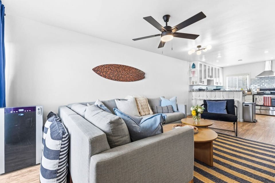 Kick back and relax. The ultimate cozy spot for movie nights, winding down, or planning your next San Diego adventure. 🎬🛋️