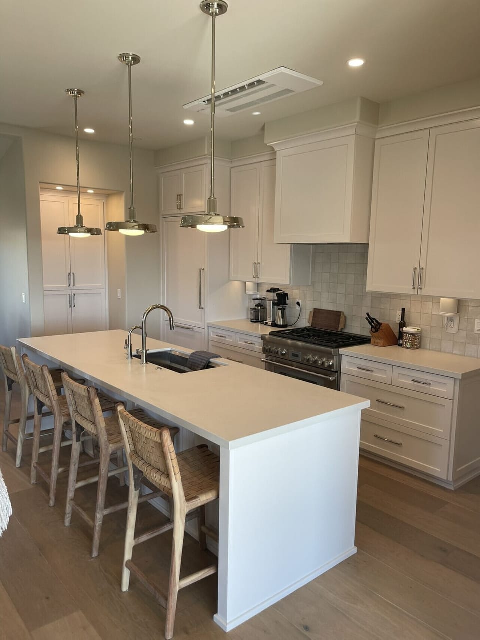 Cook, gather, and unwind in this modern kitchen with high end appliances and stylish finishes, fully equipped for relaxed meals in wine country.