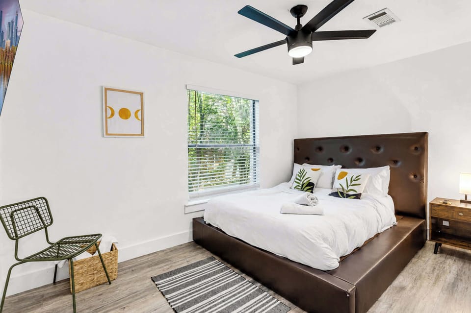 Bedroom 1 w/ queen bed & smart TV