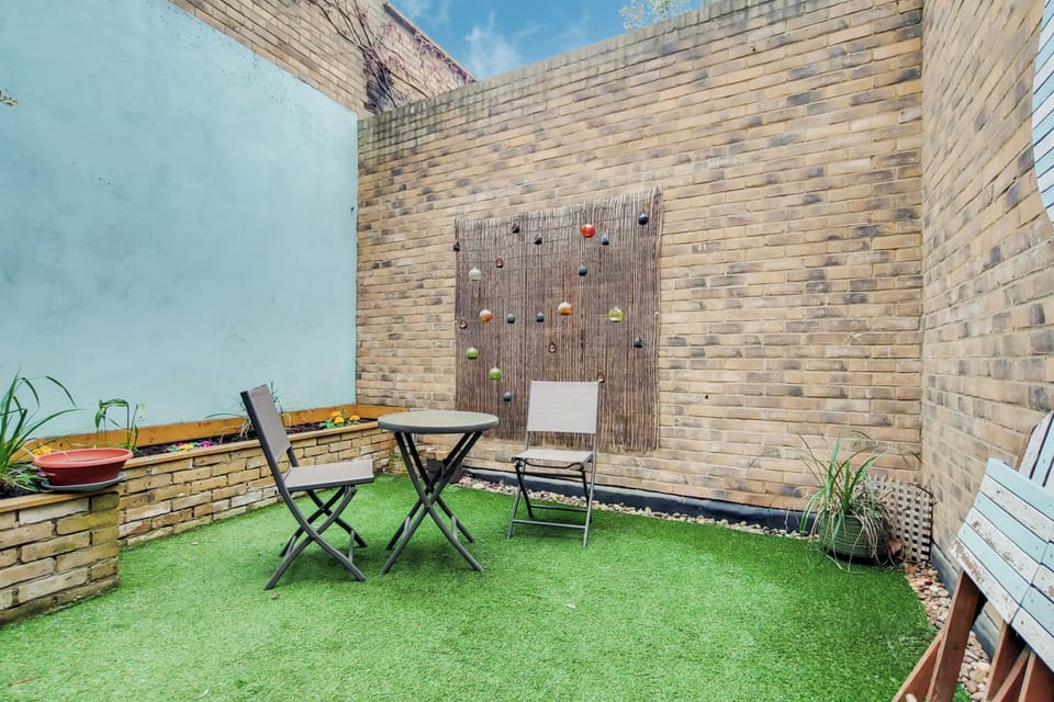 Charming 2BDR London Apt in Kings Cross Sleeps 5 Apartment in London Borough of Islington
