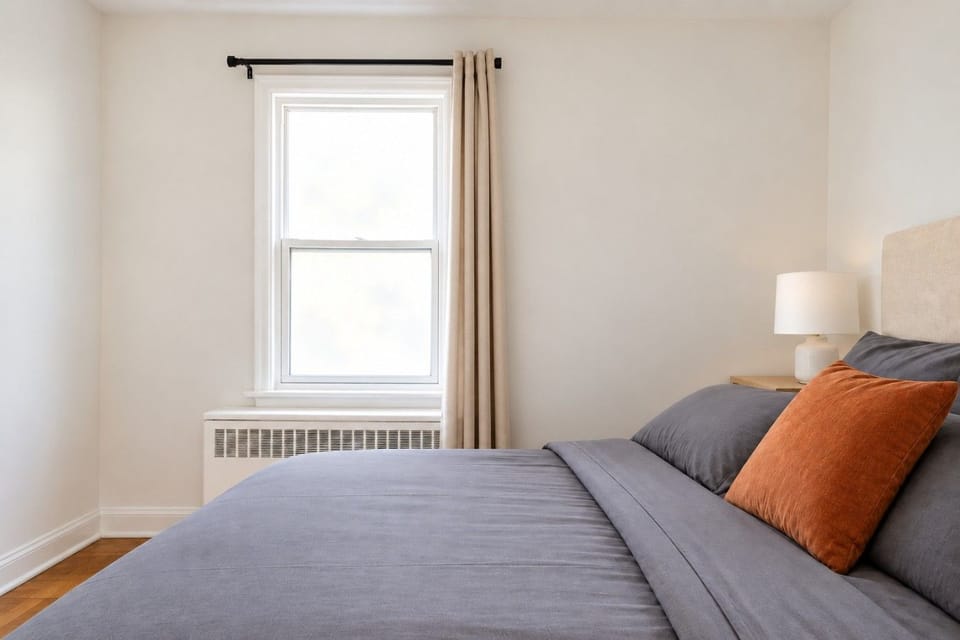 Bedroom 2 with queen bed