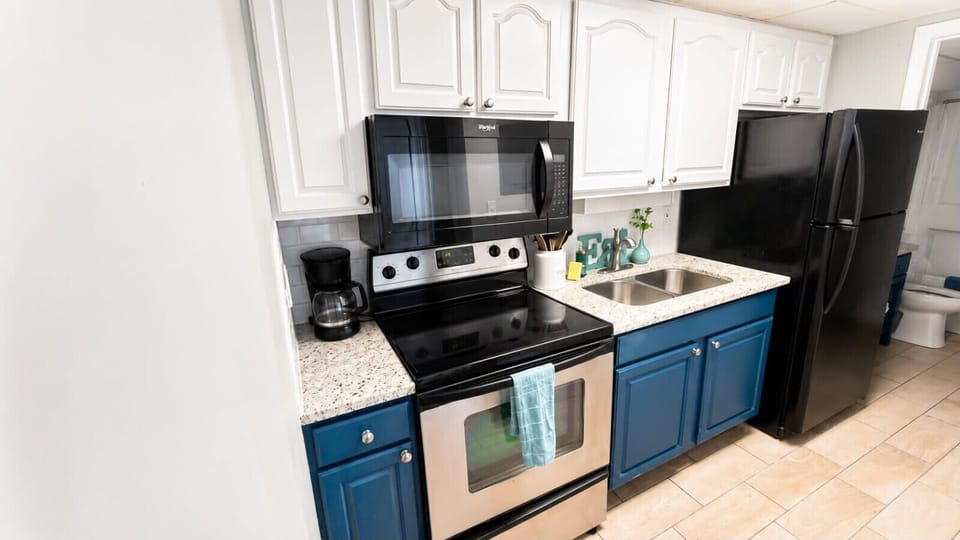 Cook, dine, and enjoy the comforts of home while taking in the oceanfront views. Our fully stocked kitchen has everything you need to prepare breakfast, lunch, dinner, or a late-night snack after a day at the beach. Just bring the groceries and make yours