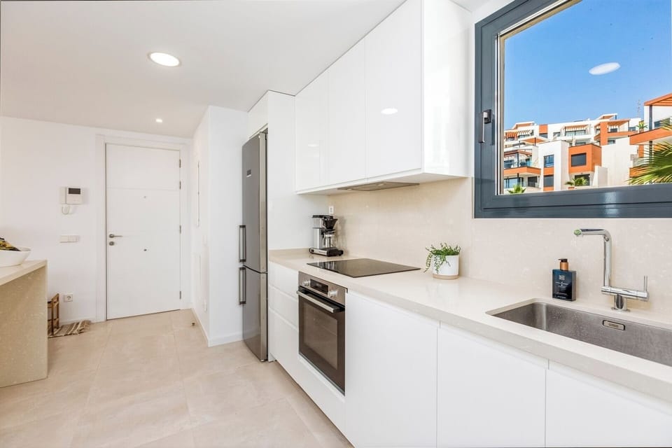 Lovely designed kitchen.