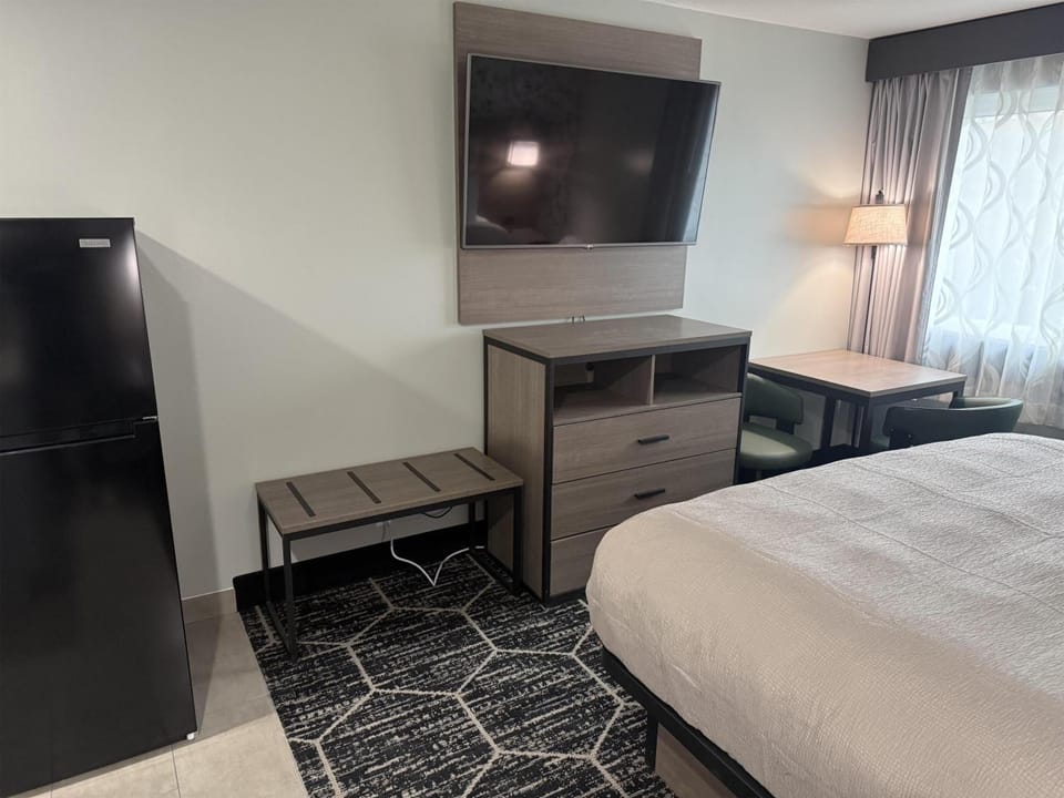 Bedroom. Interior and views may vary based on location and availability.