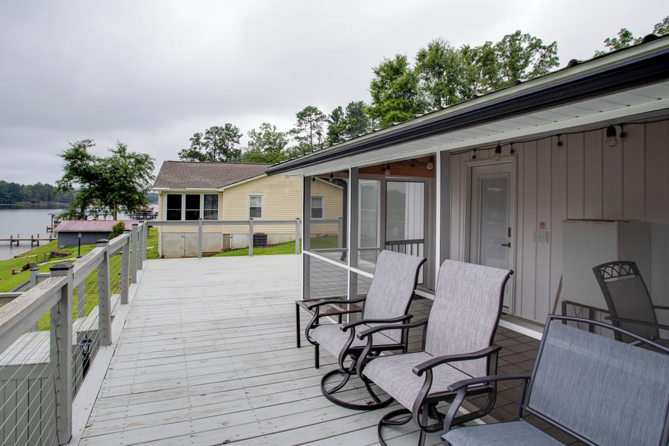 Private Deck