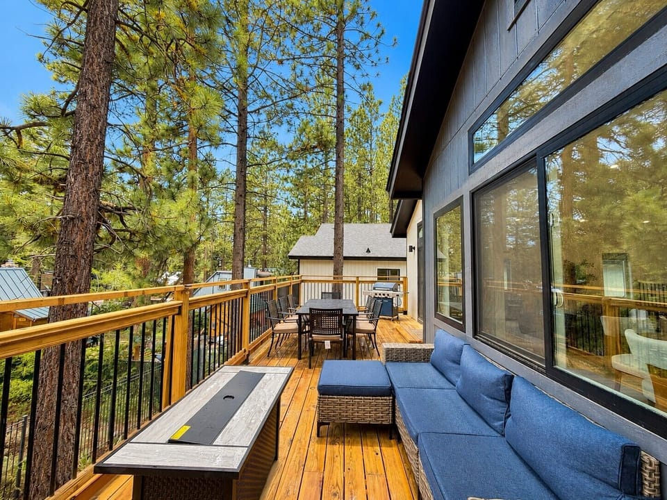 Deck top floor