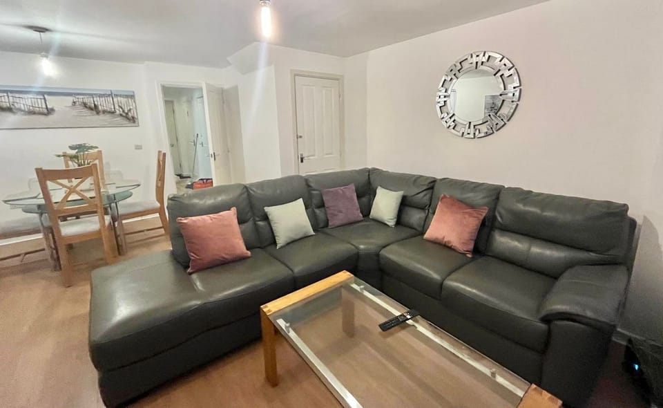 Living Room / Lounge