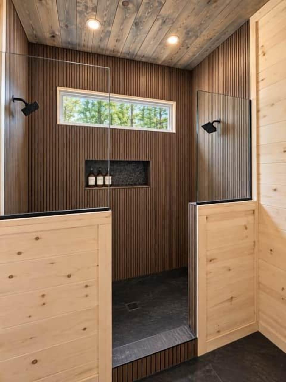 King Suite 2 Double Shower