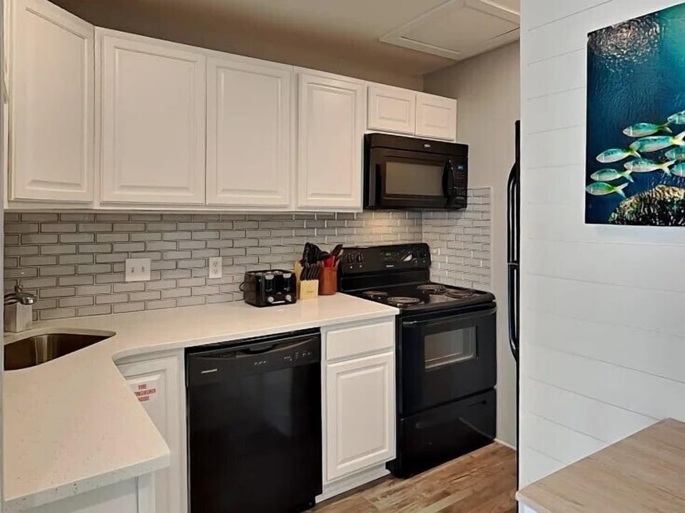 Full Kitchen