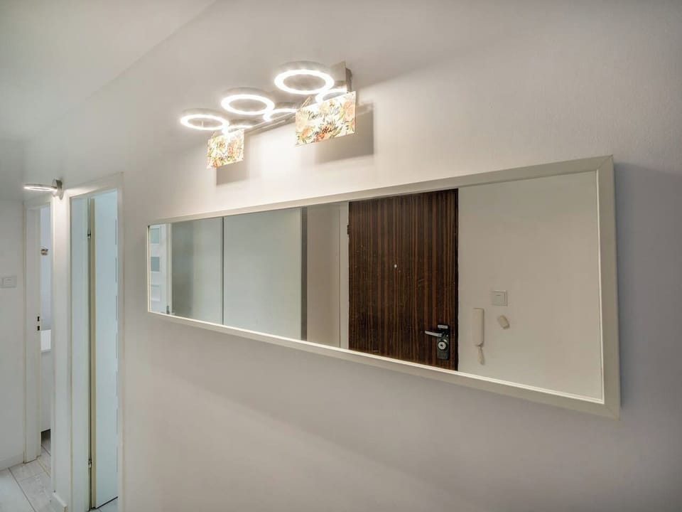 Gdańsk Apartment for 5 Guests - Great Location | Book Now with RENTUJEMY.COM