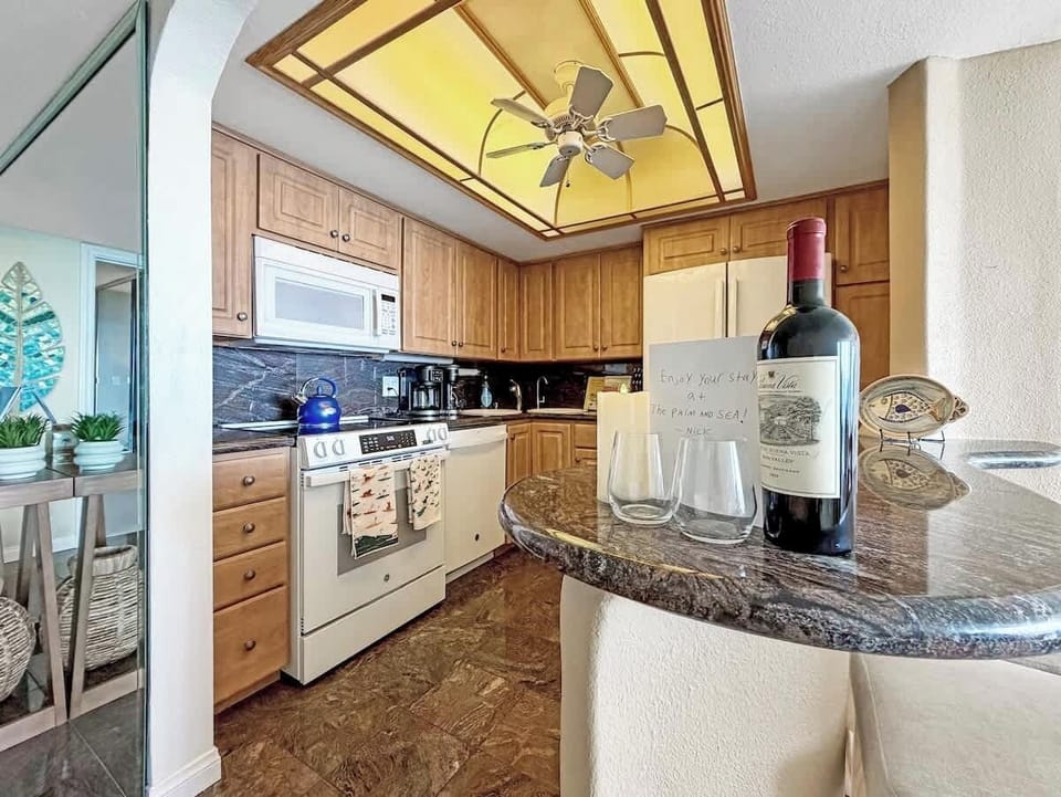 Kitchen with everything you need, you'll never want to leave!