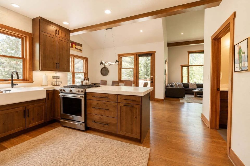 Indoors, Hardwood, Kitchen, Floor, Flooring