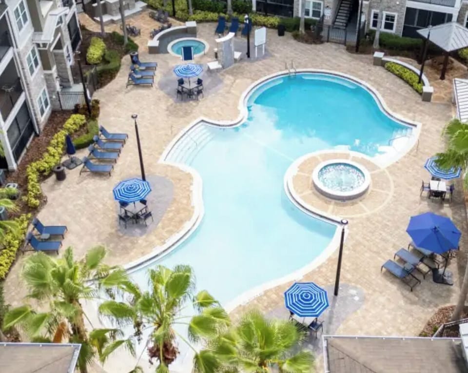 pool