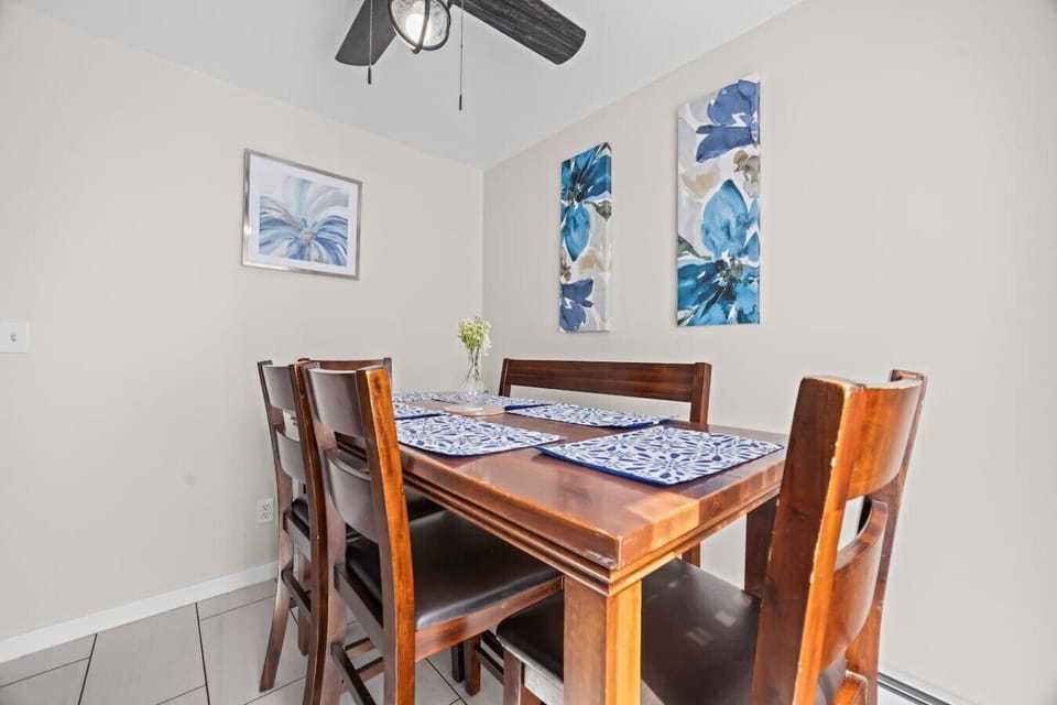 6-person dining table