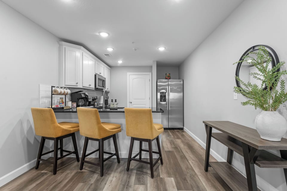 Fully equipped Kitchen + Coffee Bar