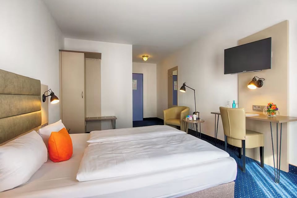 Bedroom. Interior and views may vary based on location and availability.