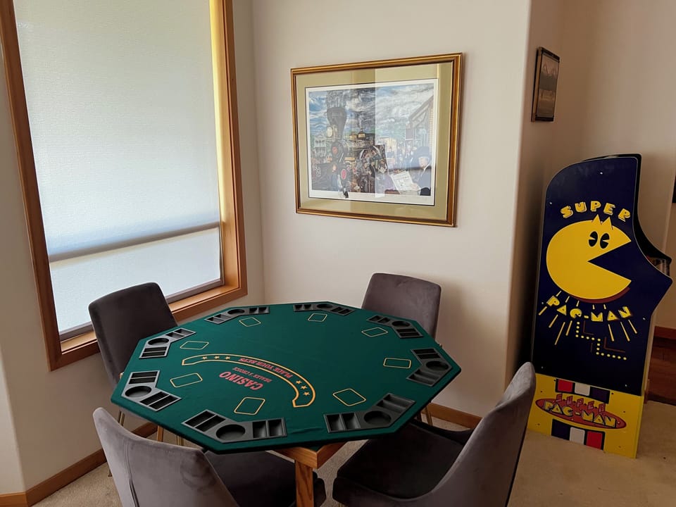 Game table