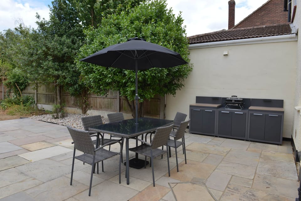 Patio / BBQ area