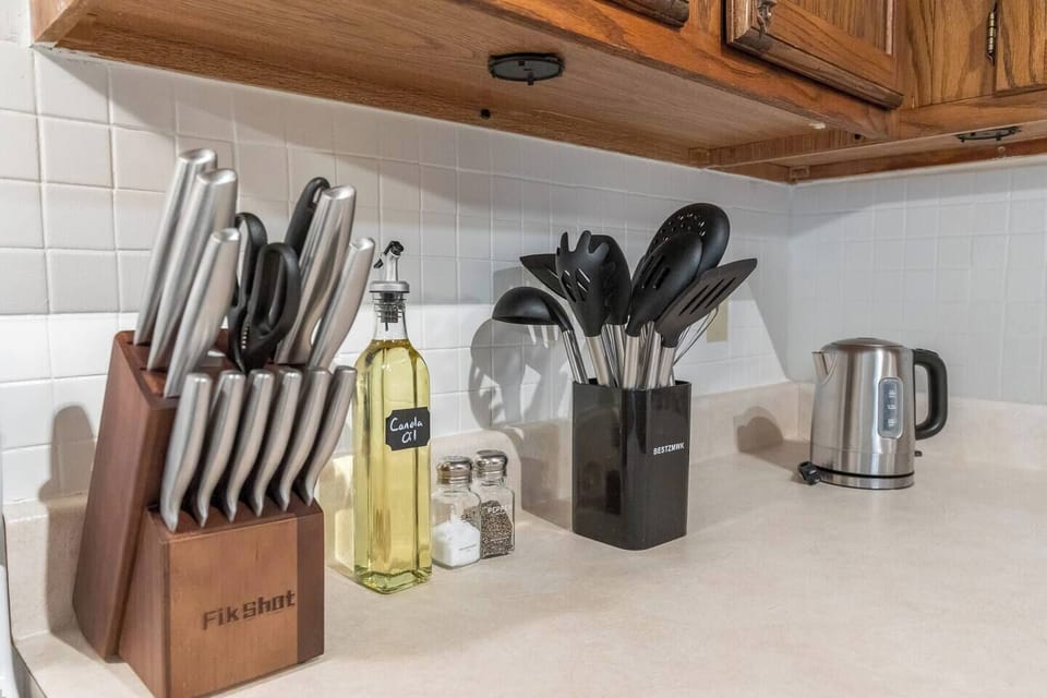 Kitchen Amenities