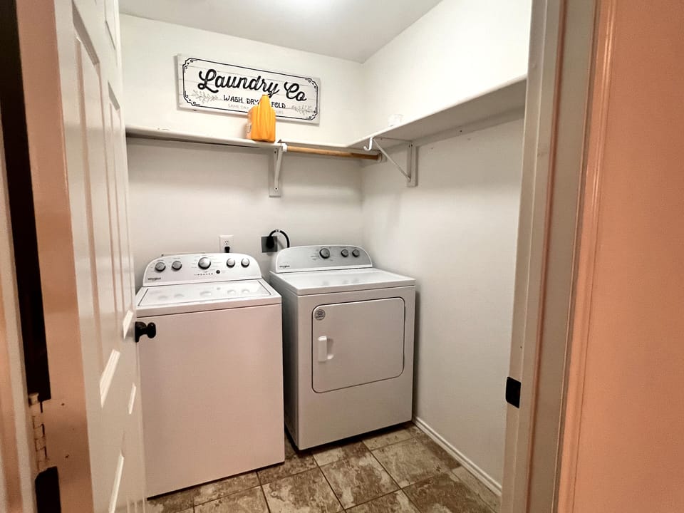 In-home washer and dryer make multi-week assignments easier—wash work clothes without trips to a laundromat. A valuable amenity for Aubrey construction crews, contractors, insurance housing, corporate travelers and extended stays.