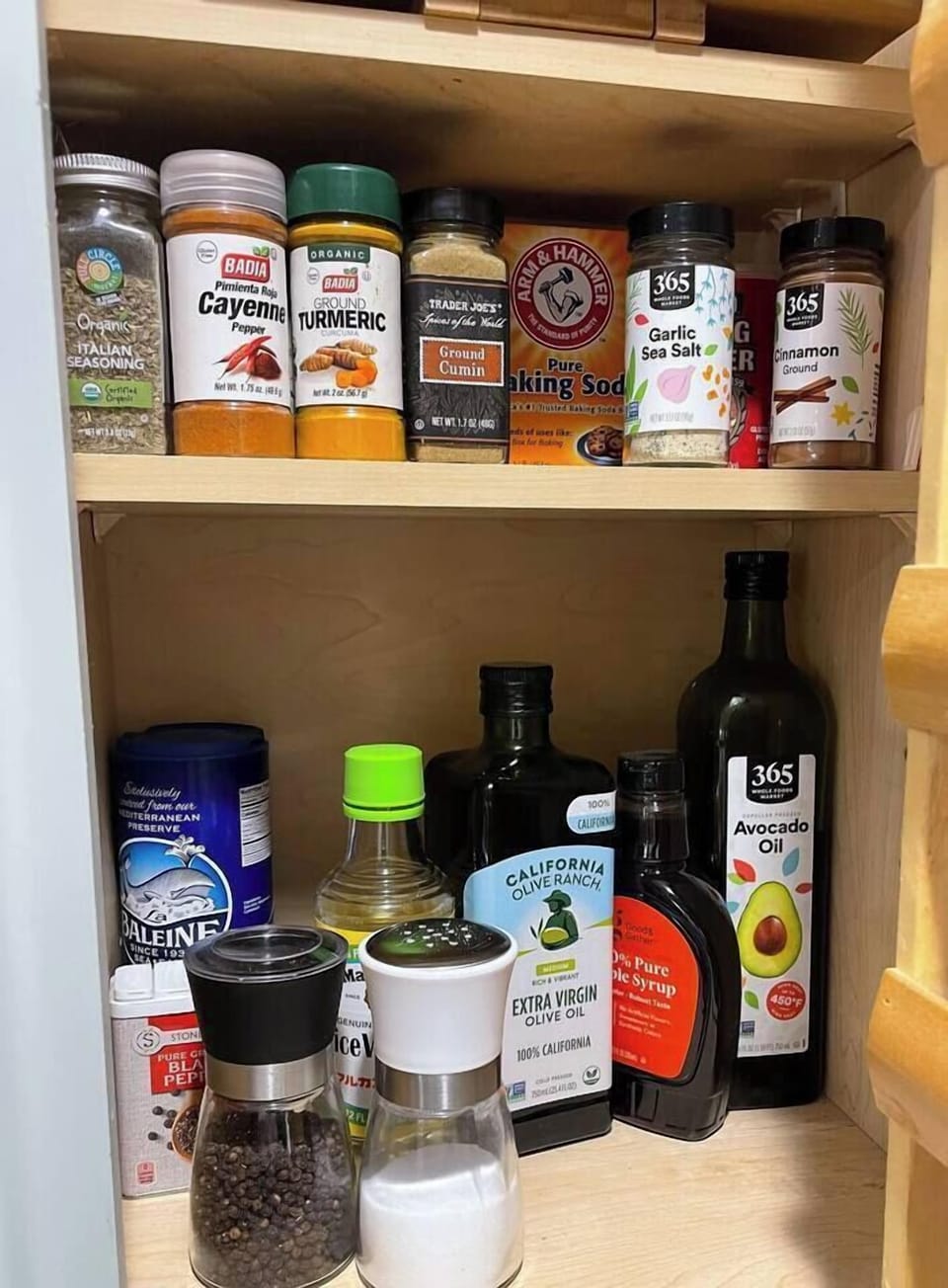 We supply olive oil, salt, pepper and basic seasonings that are regularly replaced for freshness.  