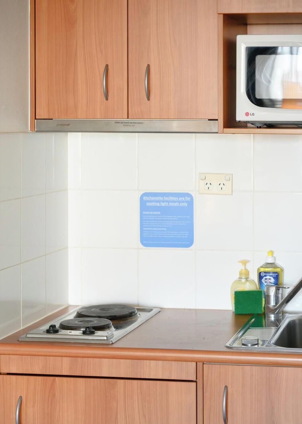 Clean and functional kitchen for light cooking