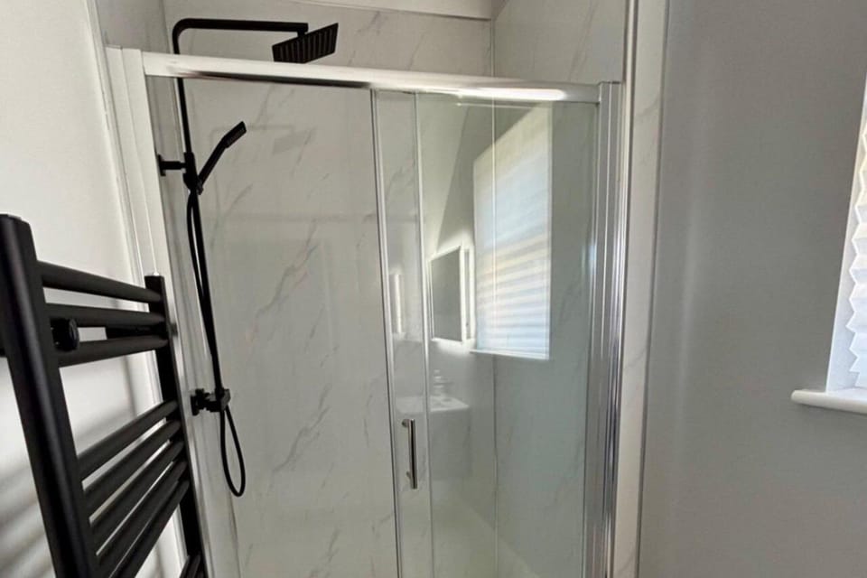 En-suite of bedroom 3