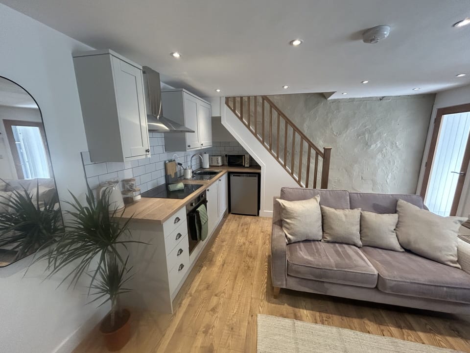 Living Room / Lounge