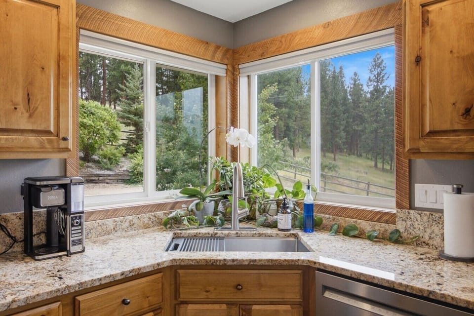 Drip Coffee Maker and Spacious Sink