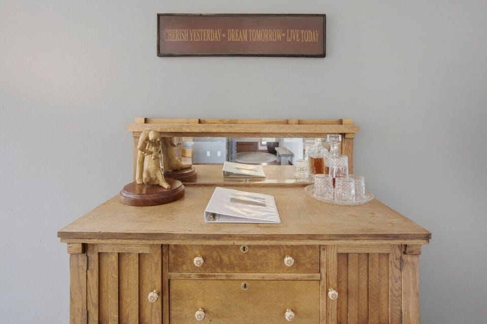 Bar Top With House Manual