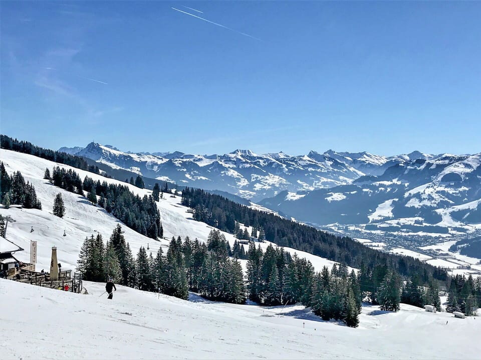 Sky, Snow, Mountainous Landforms, Mountain, Winter, Mountain Range, Glacial Landform, Terrain, Highland, Hill Station