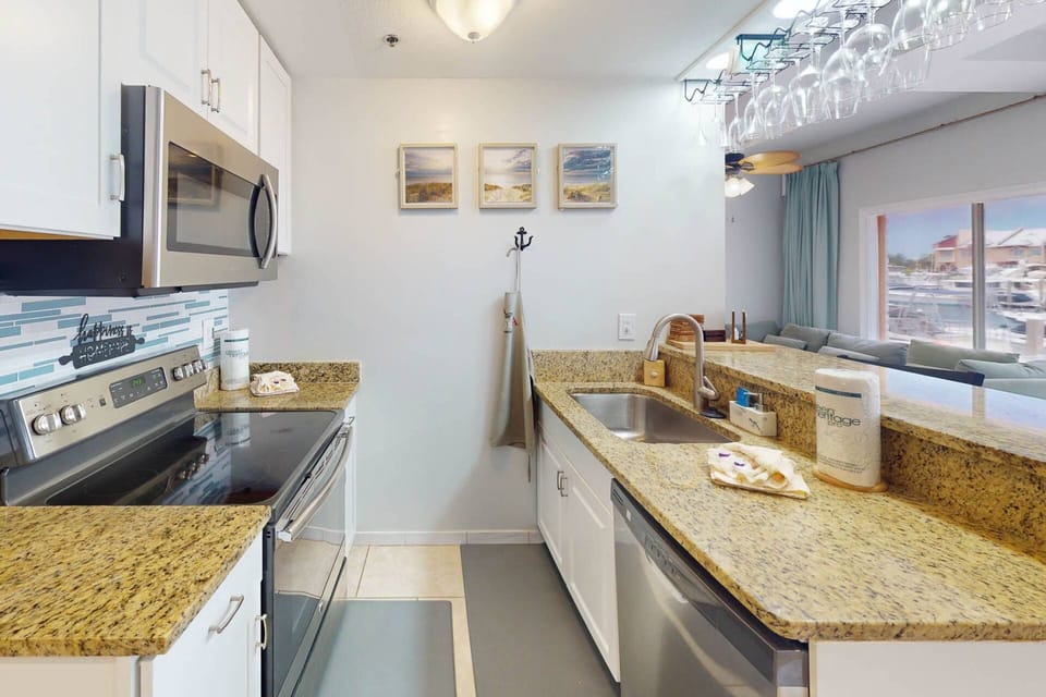 Fully equipped kitchen with everything needed to prepare family meals.