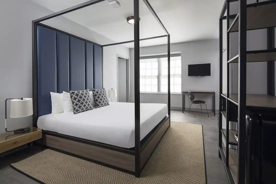 Bedroom. Interior and views may vary based on location and availability.