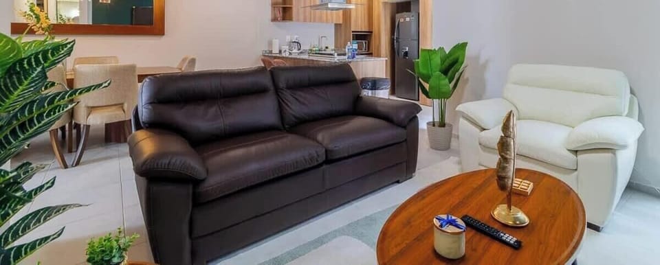 Sala de estar cómoda y fresca para tu estancia.