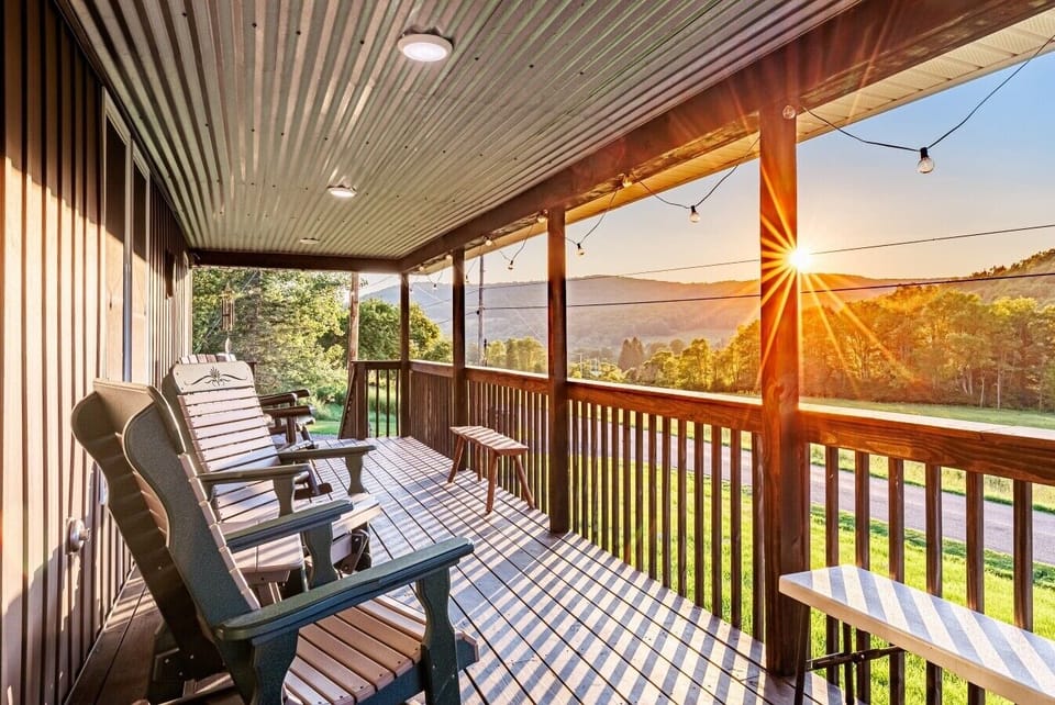 Covered Porch [Main Floor]