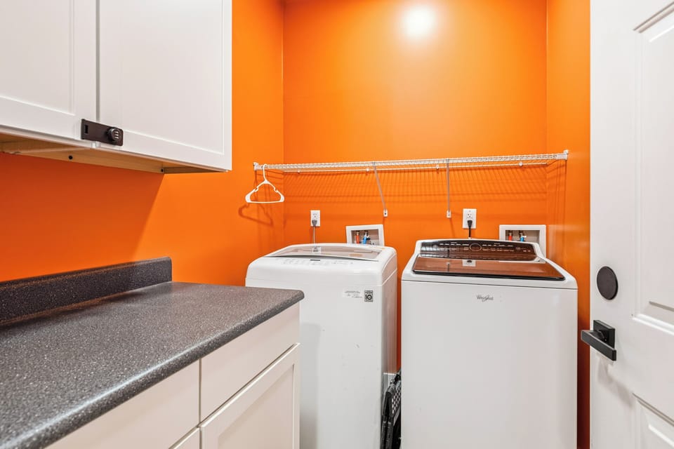 Laundry room, 2 washers — no quarters needed!