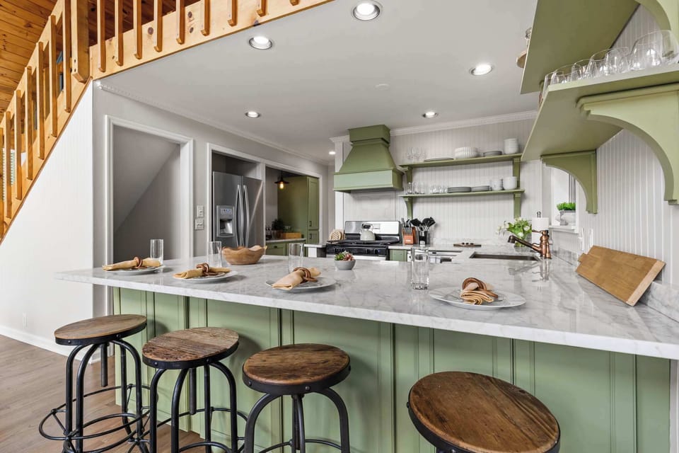 Calling all chefs, snack enthusiasts, and coffee lovers! This kitchen has everything you need to cook, sip, snack, and savor every moment of your stay.