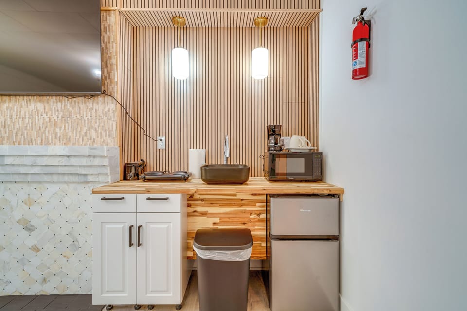 Kitchenette