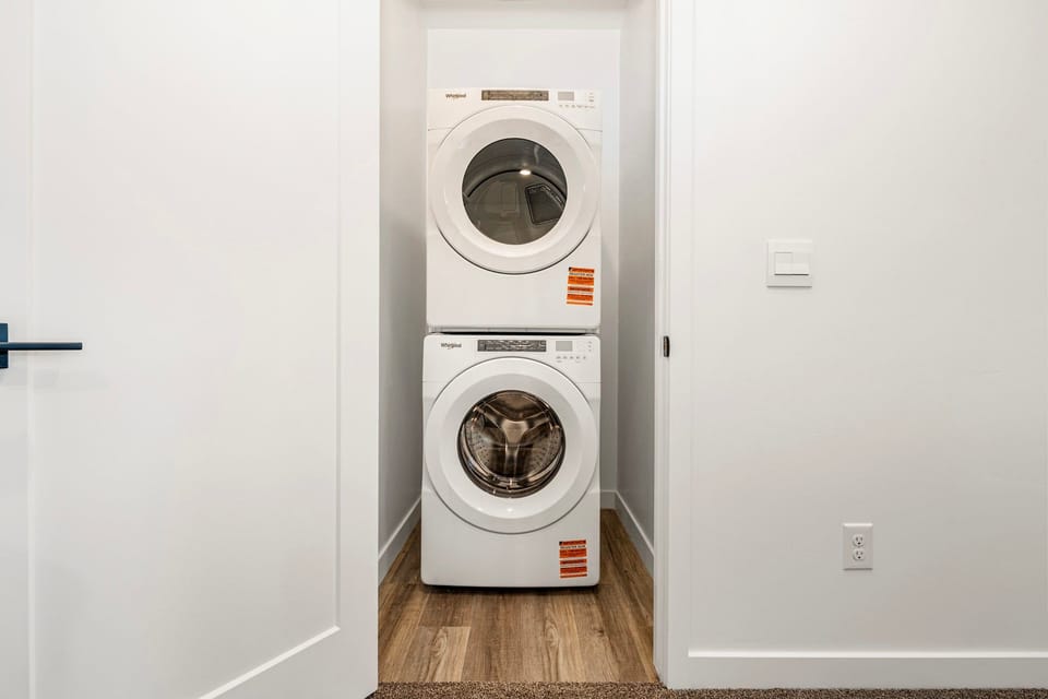 1622 Laundry